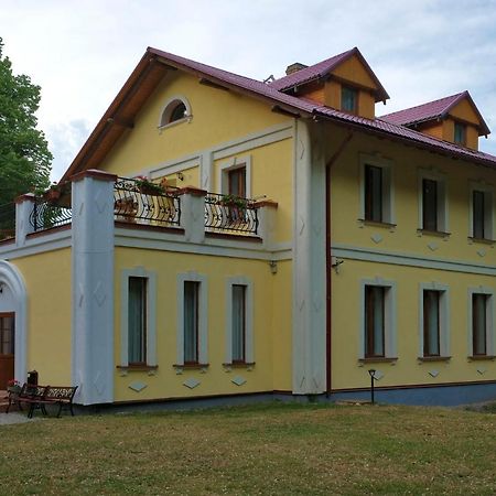 Hotel Lecu Muiza Leci Zewnętrze zdjęcie